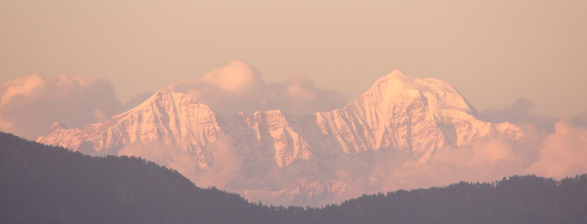 Himalayan mountains near Phata